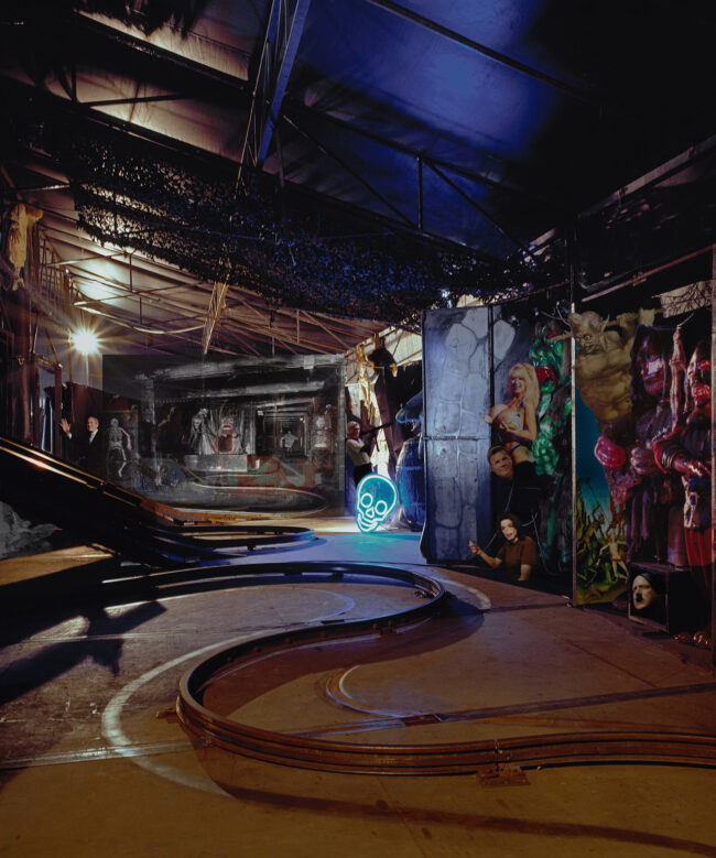 Anett Stuth Fotografie | GEISTERBAHN / GHOST TRAIN | 2007 | c-print, Diasec | Fotografie | Photography