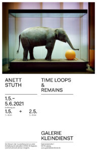 Anett Stuth - Time Loops & Remains